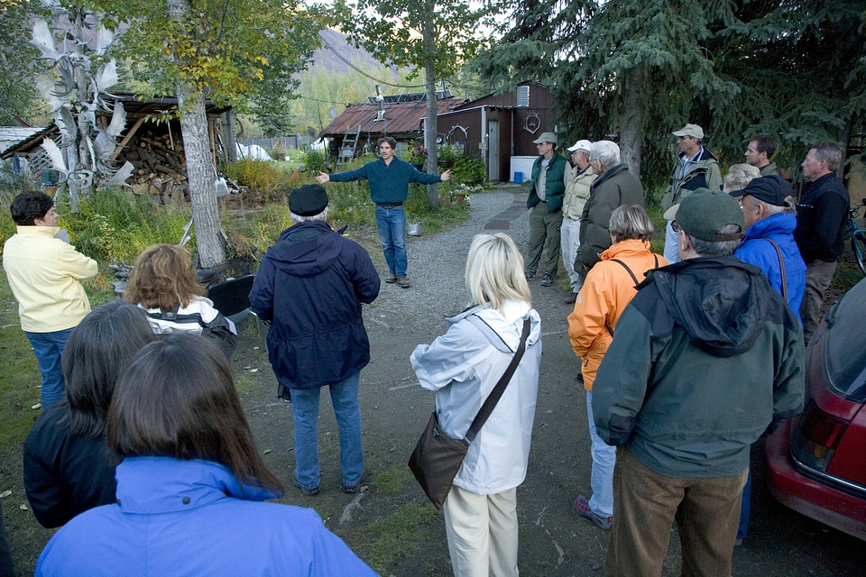 Tourguide in a village
