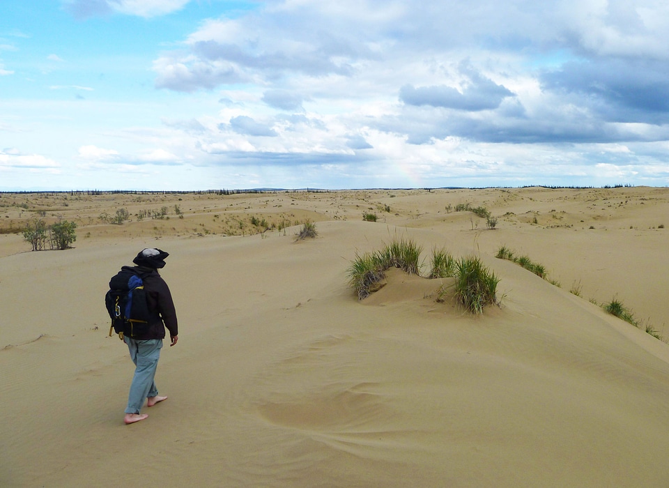 Hiking on Nogahabara sand dunes-1
