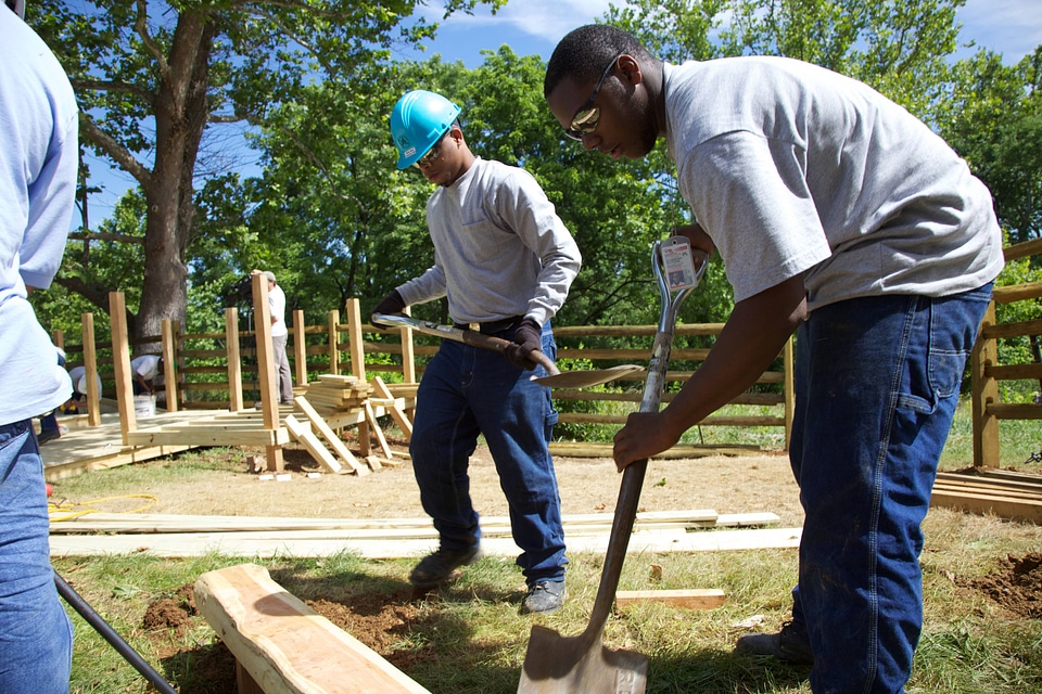 Construction of outdoor classroom-1