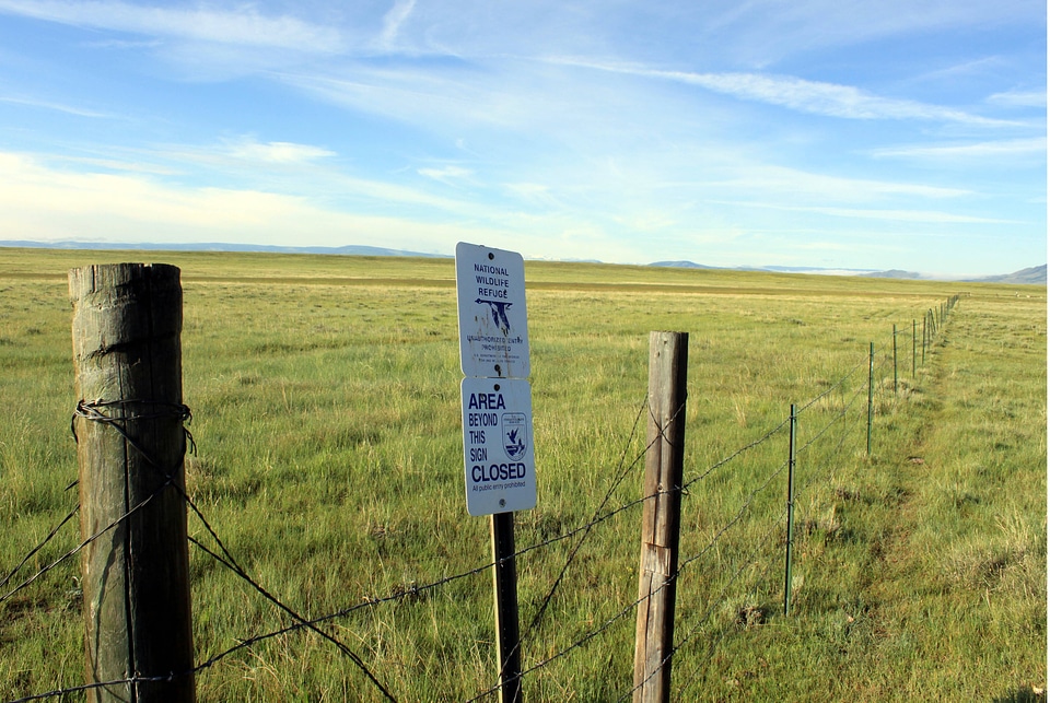 Refuge sign and fence