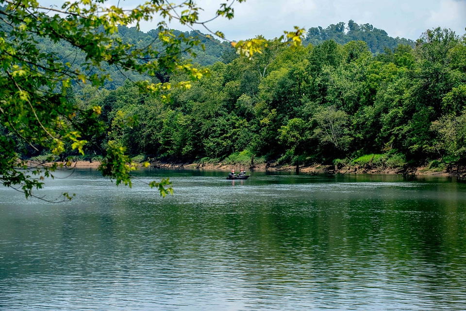 People fishing on the Cumberland River Tailwater-2