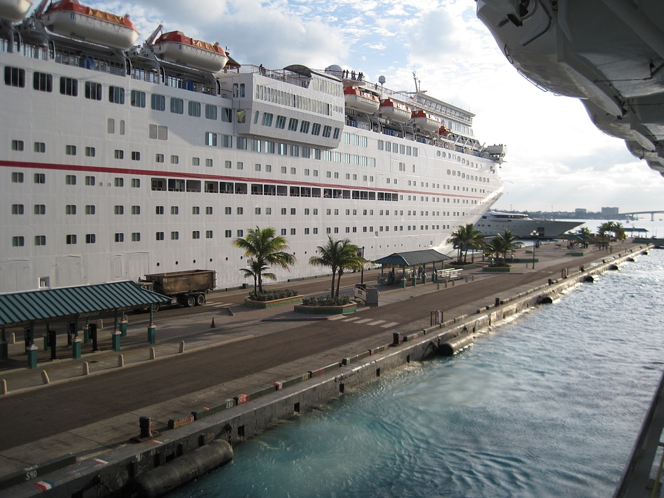 Ship pier travel