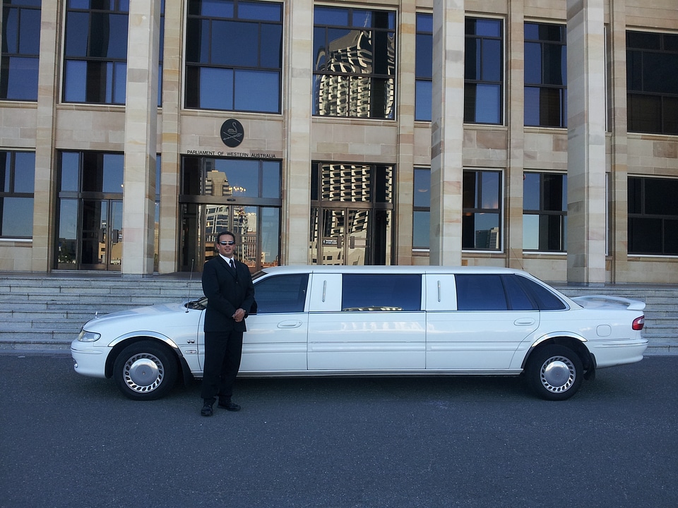 Limo vehicle transportation