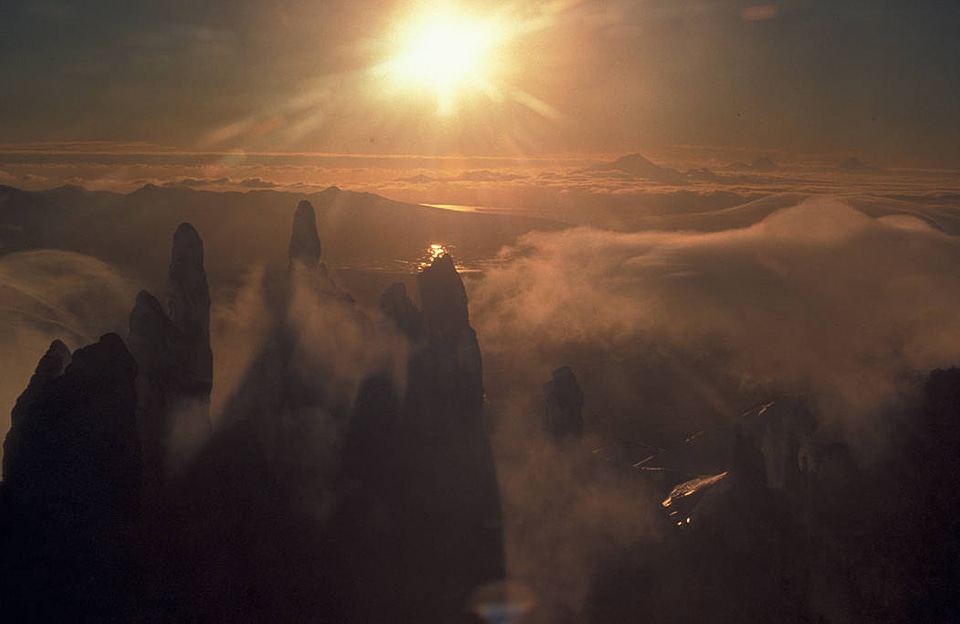 Misty Aghileen Pinnacles