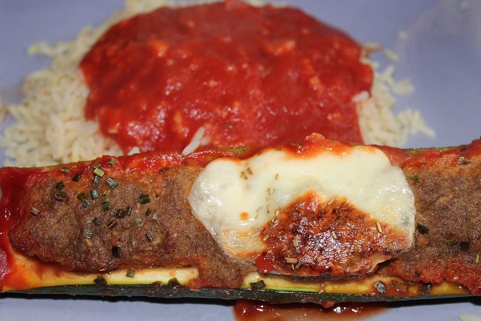 Zucchini mozzarella minced meat