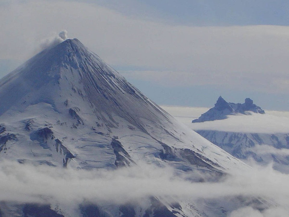 Shishaldind and Sanotski volcanoes