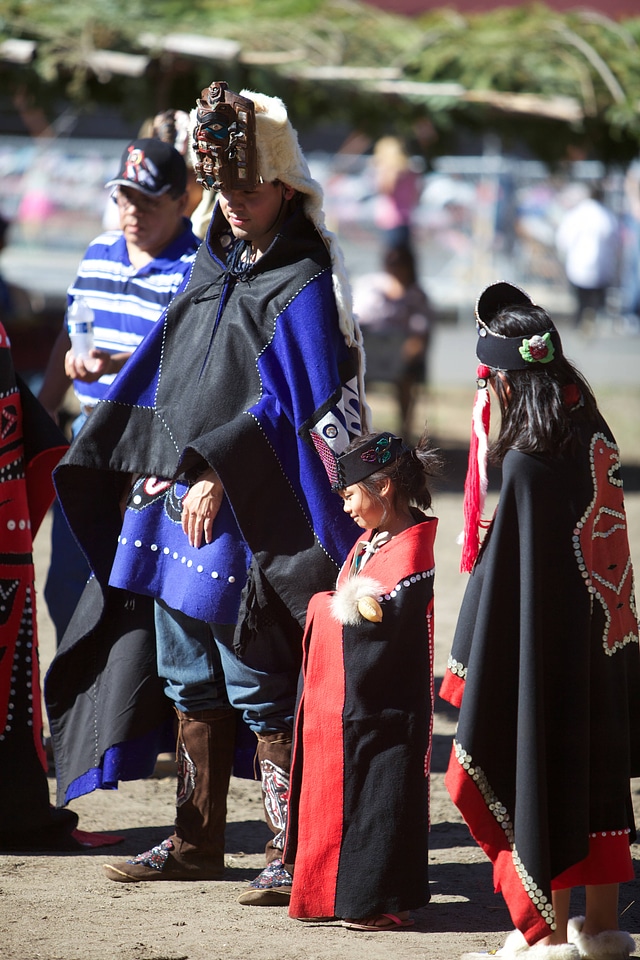 Native American dancers-2