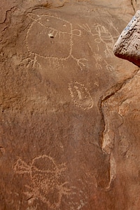 Native American rock carvings-1