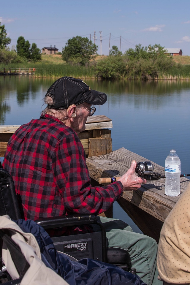 Veterans go fishing-1
