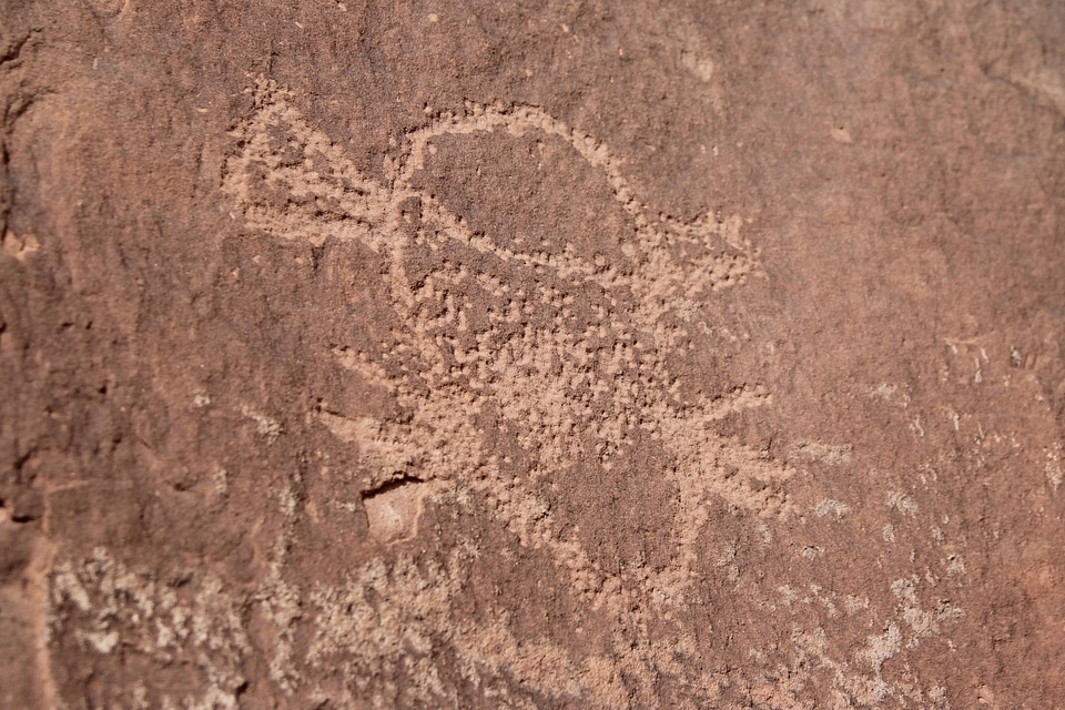 Native American rock carvings-1