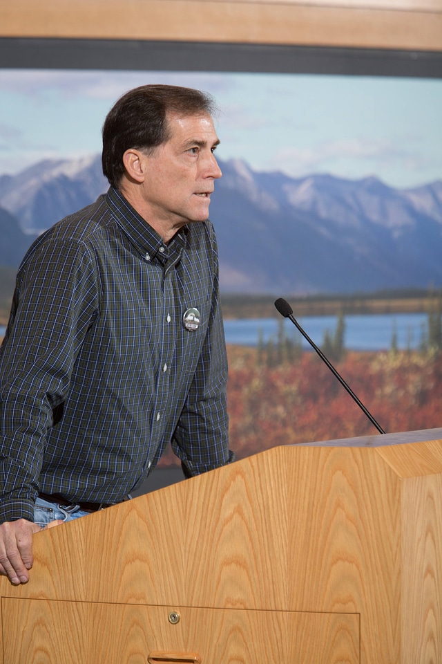 Dan Ashe speaking at the Moving Friends Forward Conference