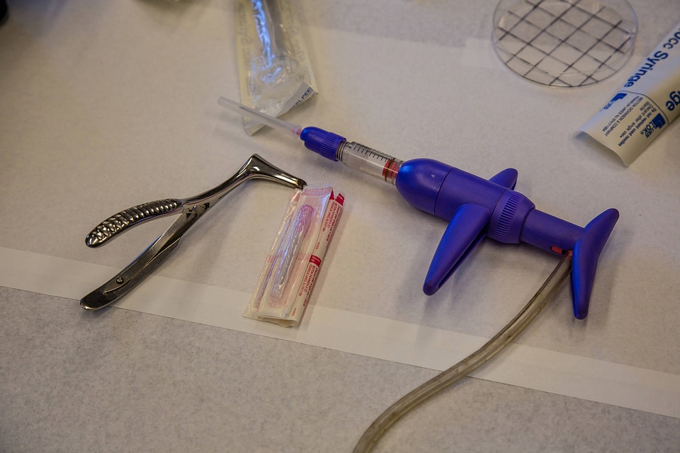 Tools used in freshwater mussel propagation-1