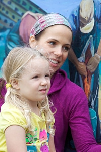 Mother and daughter at Spring Creek National Fish Hatchery.  Pacific Northwest Fisheries.