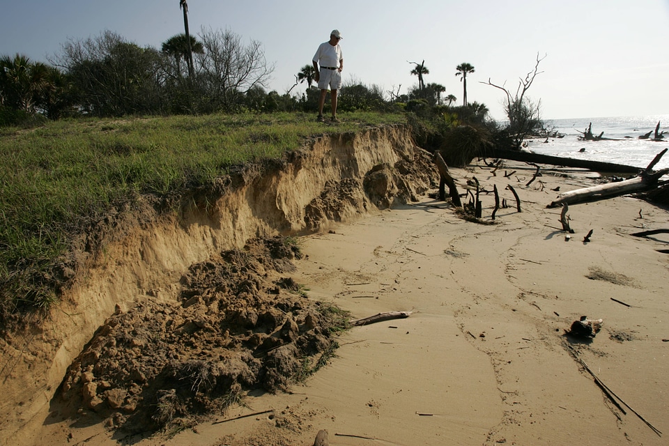Beach erosion on Bulls Island-1