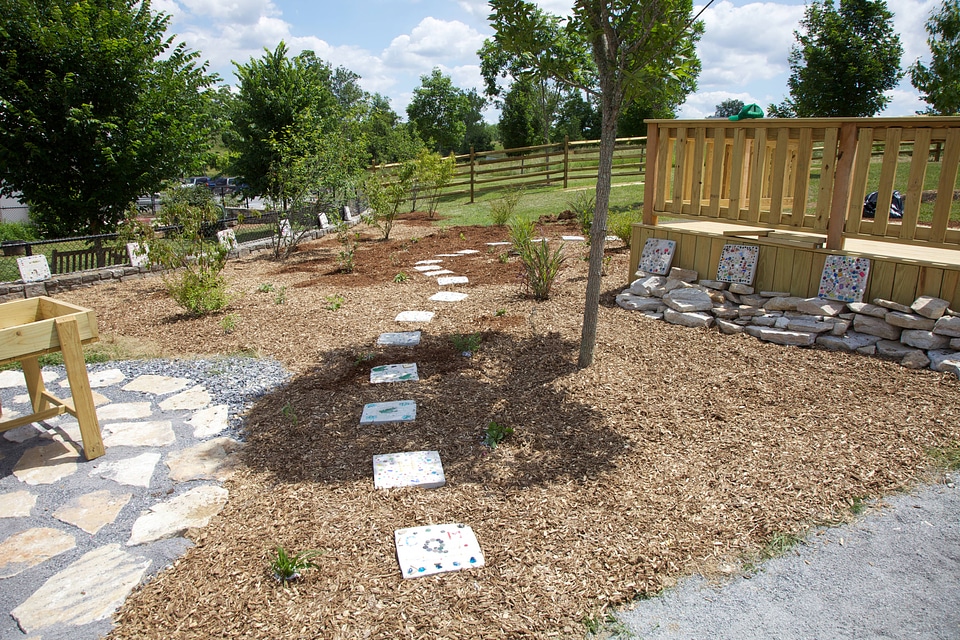 Construction of outdoor classroom-2