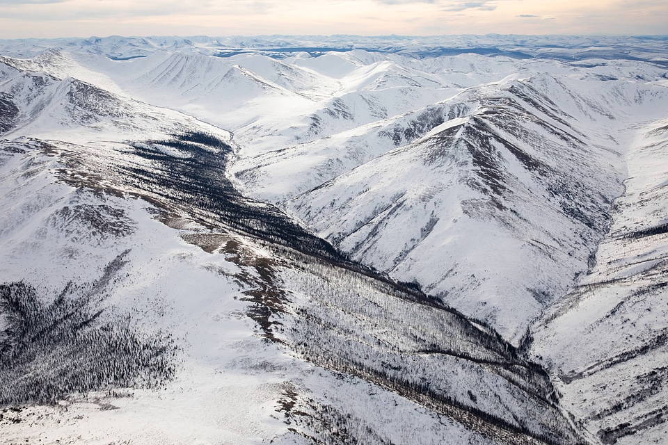 Flying south over the White Mountains to Fairbanks