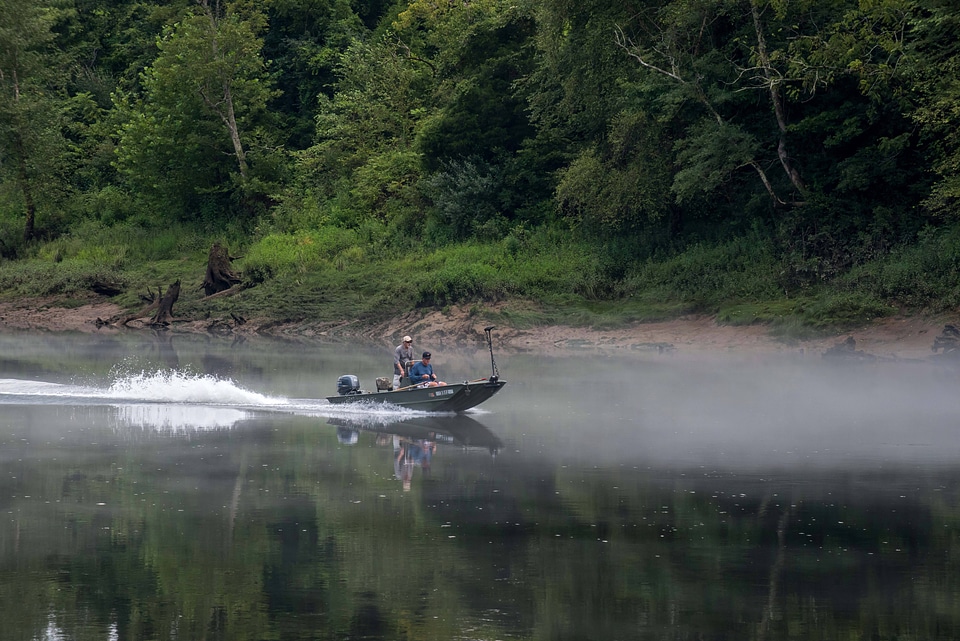 People fishing on the Cumberland River Tailwater-1 photo