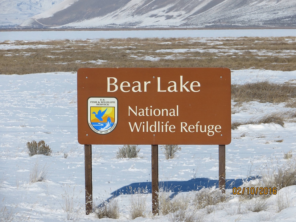 Refuge sign-1