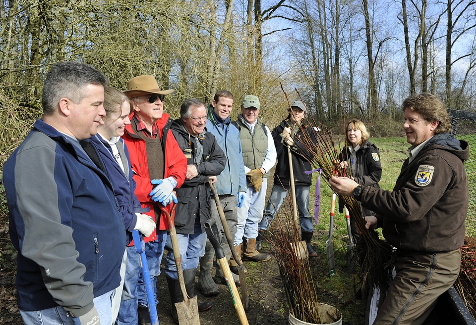 Volunteers at the Ankeny National Wildlife Refuge