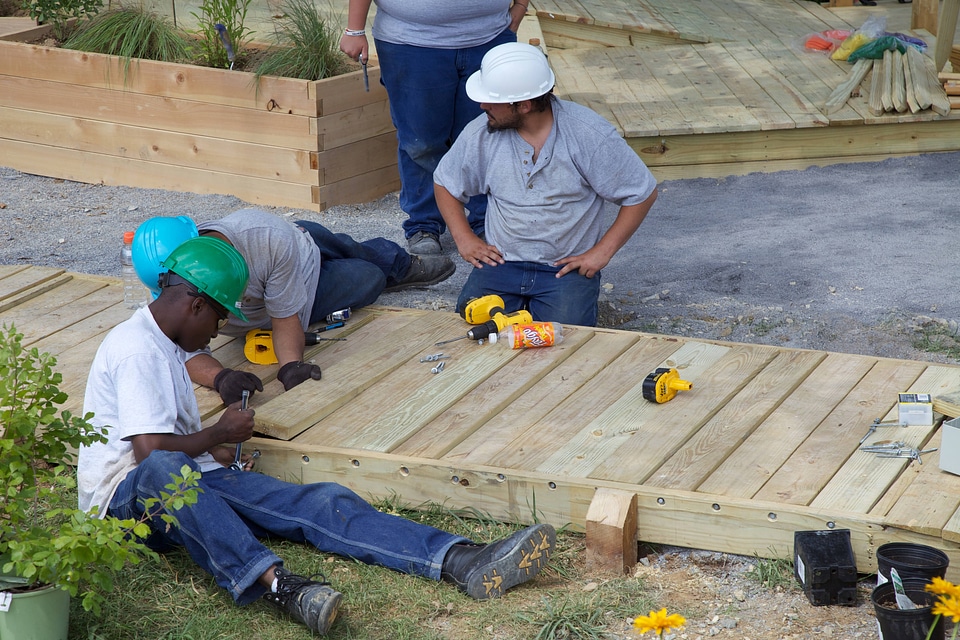Construction of outdoor classroom-5