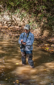 FWS photographer uses cell phone