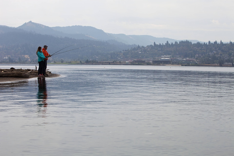 Anglers fish for Fall Salmon-1