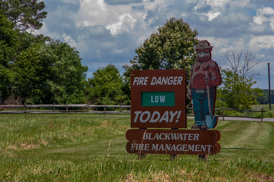 Blackwater NWR fire danger sign with smokey bear