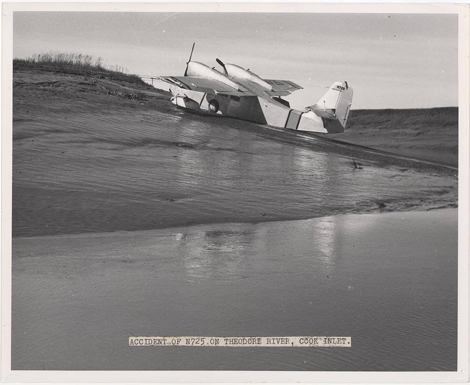 Accident of N725 aircraft on Theodore River, Cook Inlet-3