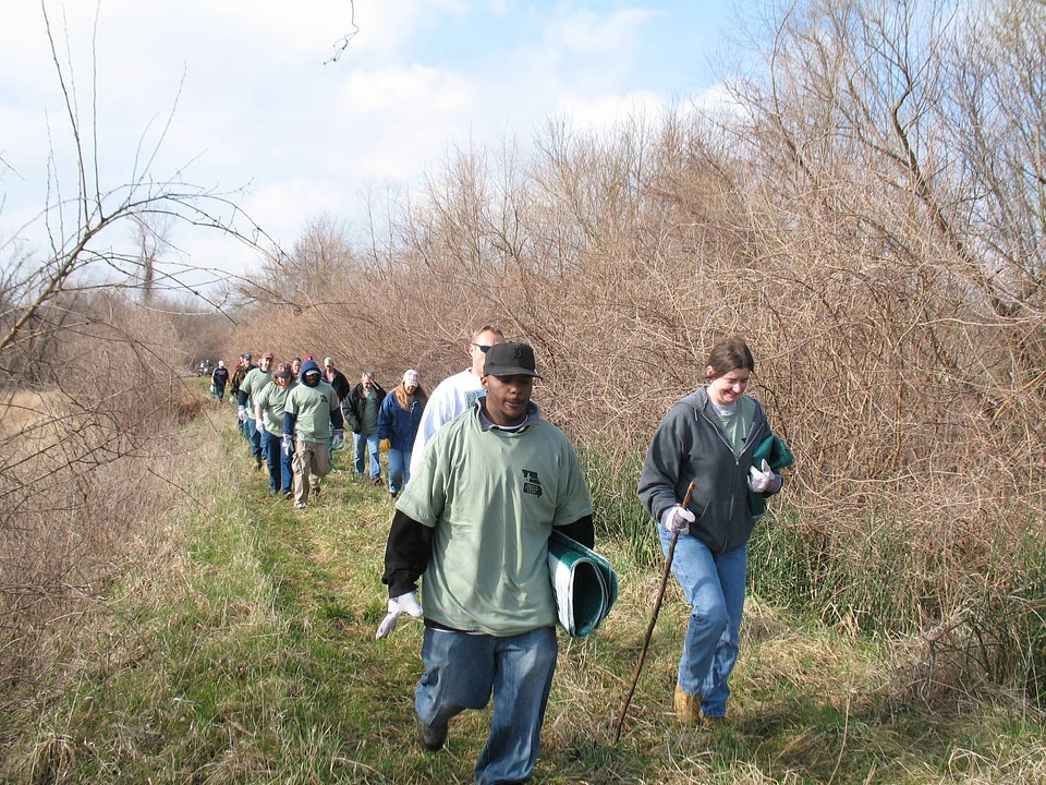 Volunteers hiking to clean-up site at Baltimore Bottom Unit