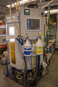 Plankton reactor for growing brown algae-1