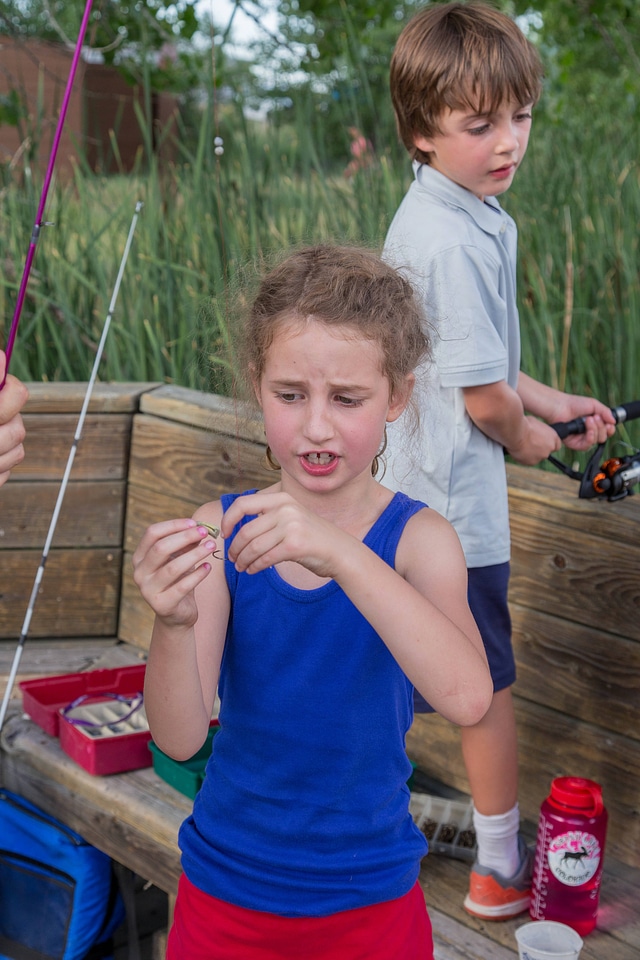 Kids fishing-2