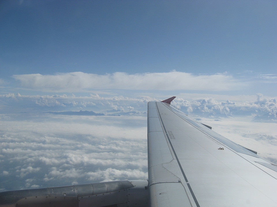 Flying transport cloud