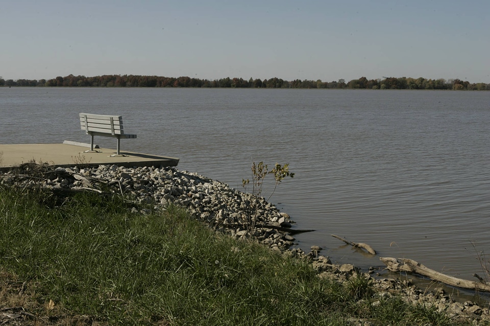 Bench set to overlook lake-1