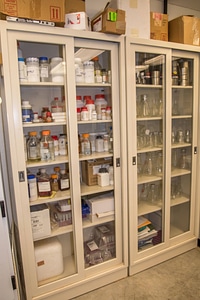 Storage shelves for mussel propatation equipment