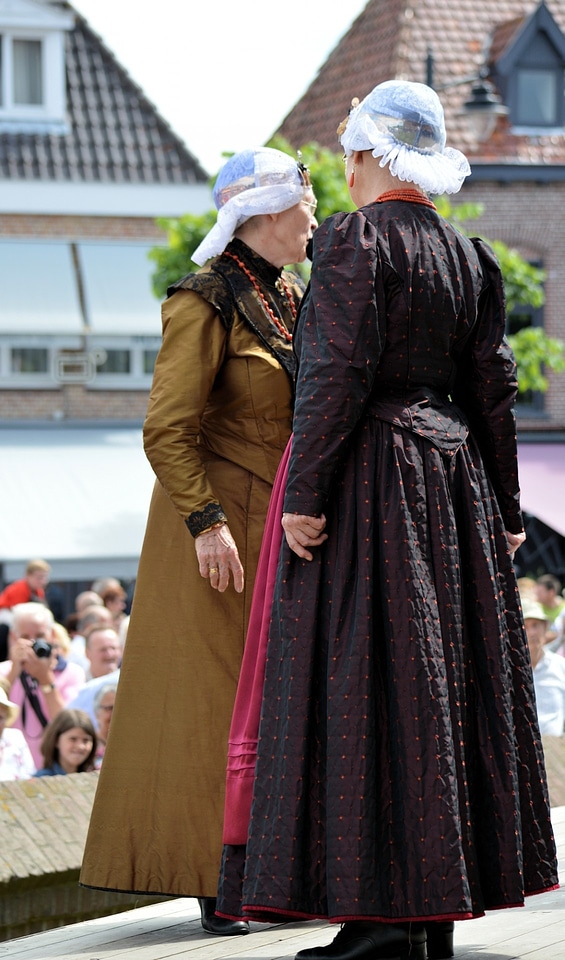 Costume show dutch