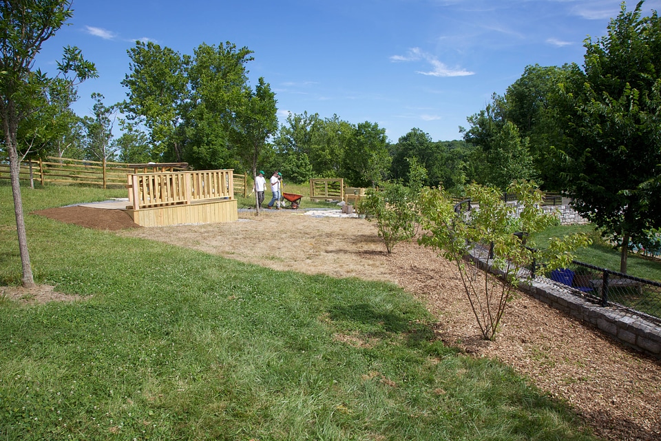 Construction of outdoor classroom-2