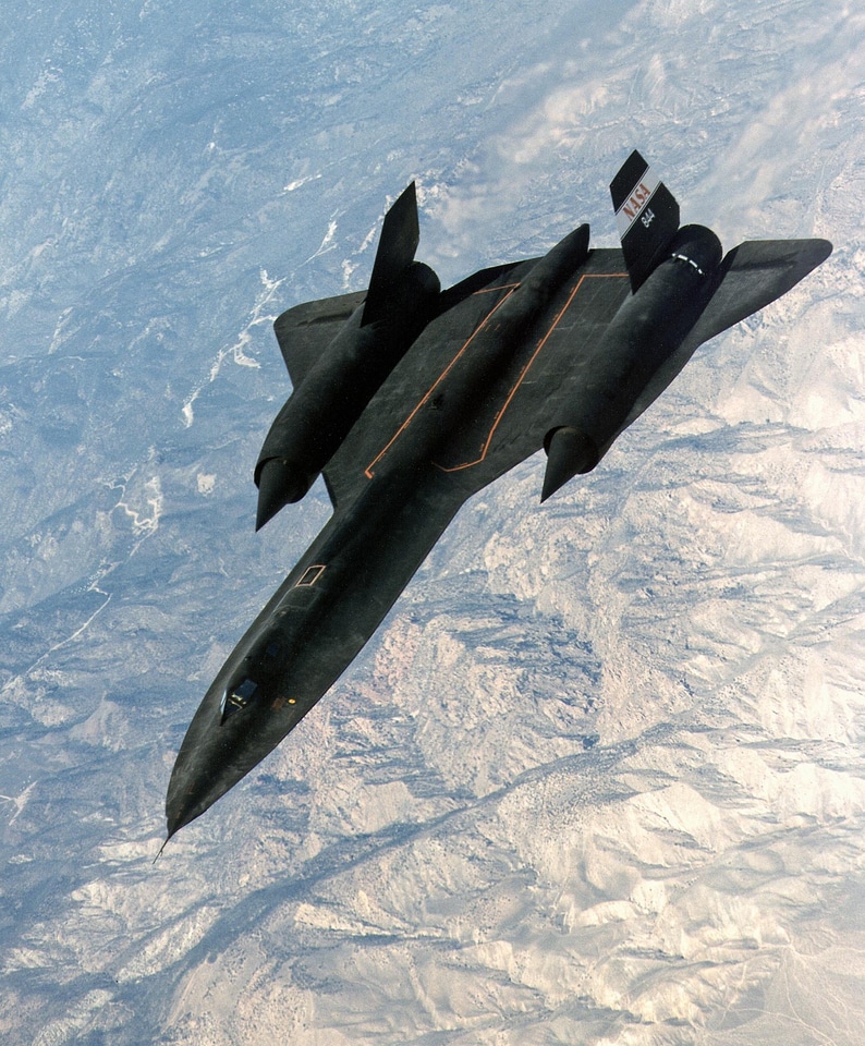 Aircraft supersonic military