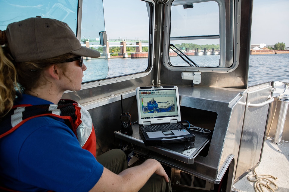 Fishery biologist monitors acoustic hydrophone data-3