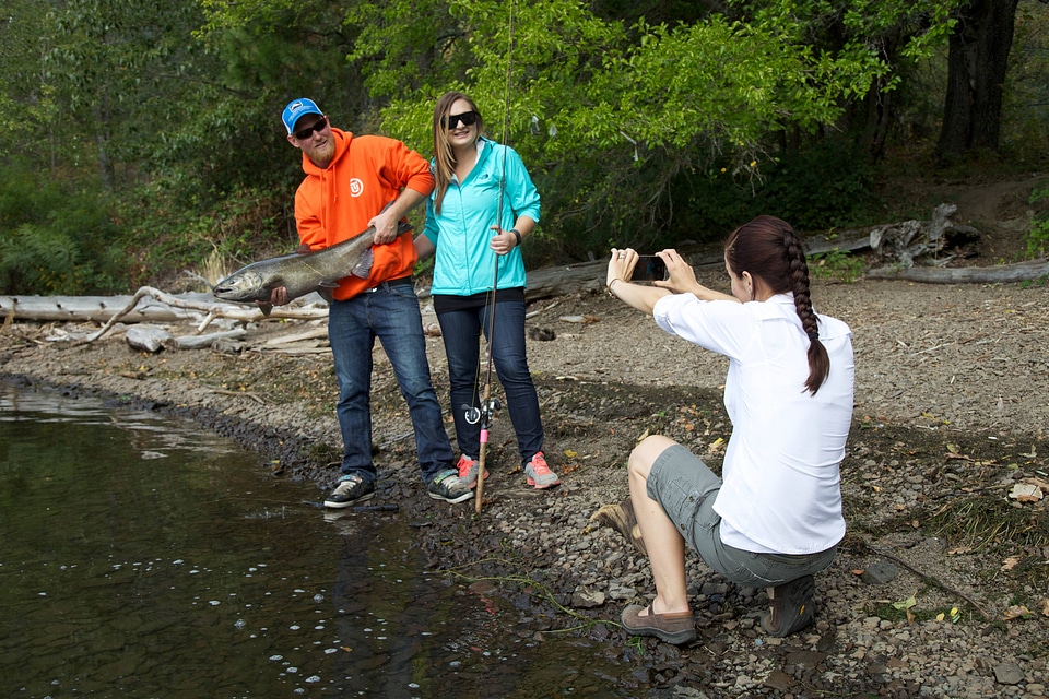 Photographer captures anglers with their fresh catch-2