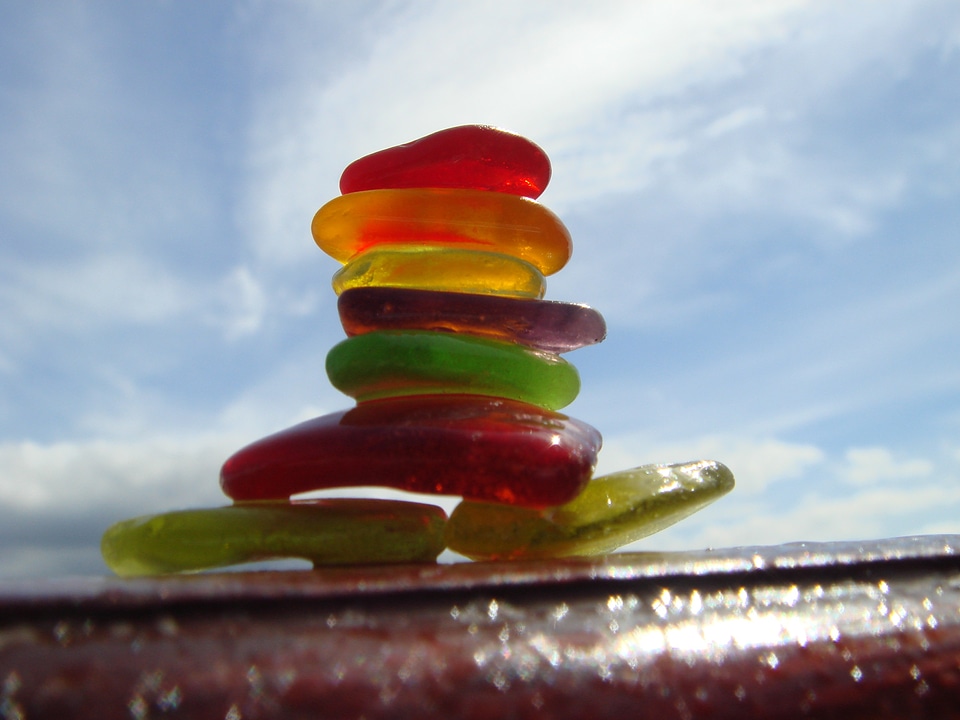 Colors glass pebble