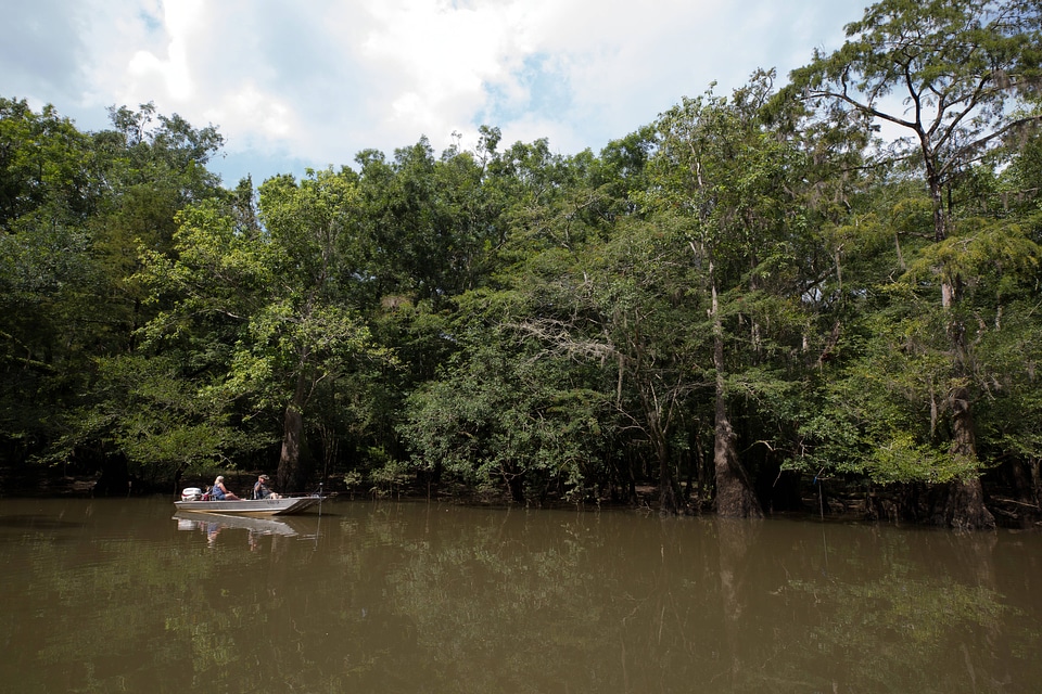 Biologists on Choctawhatchee River -4