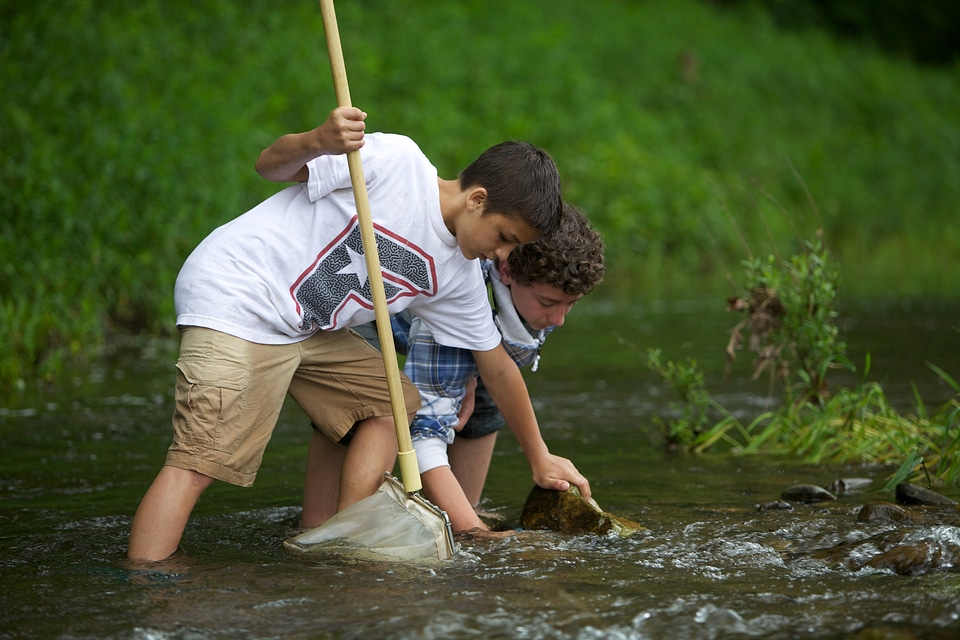 Moving river rocks
