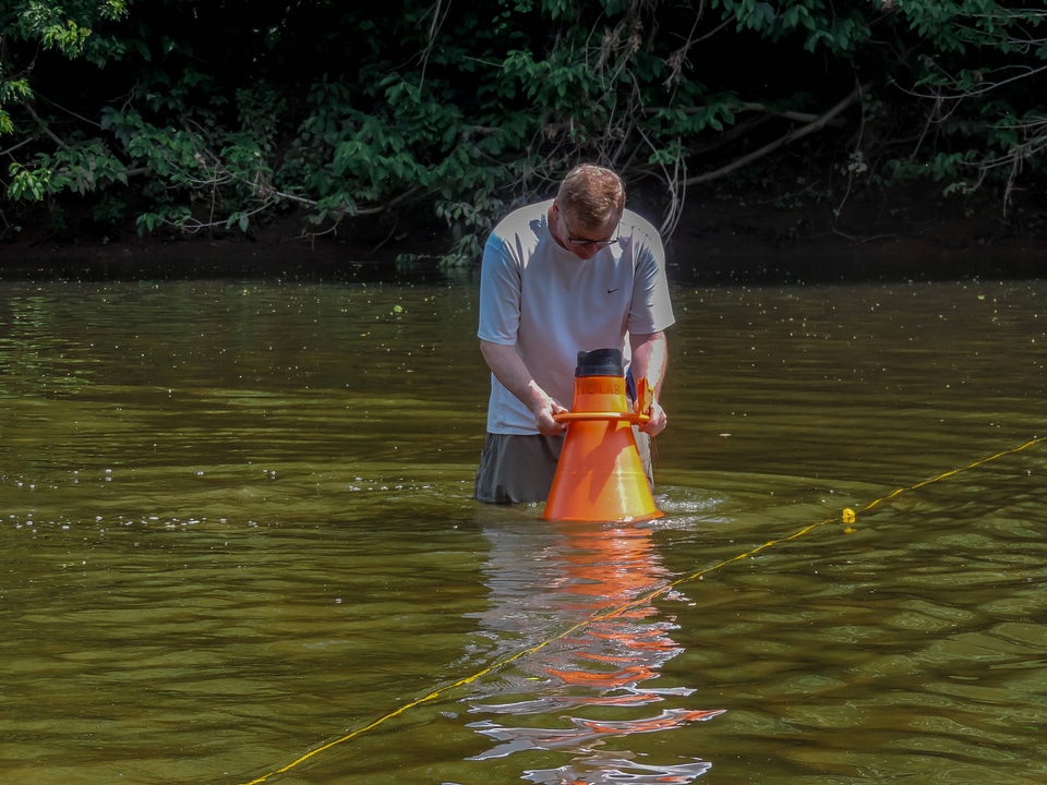Student surveying freshwater mussels-1