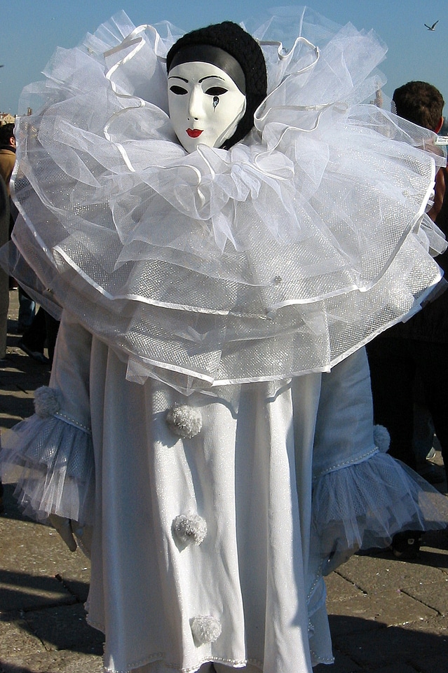 Mask italy disguise