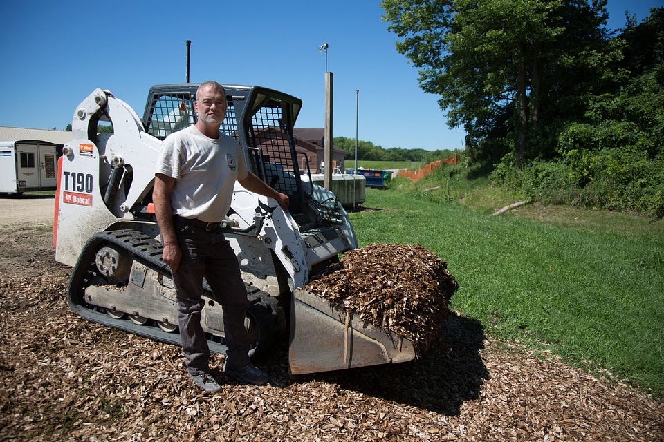 Skid steer operator-2
