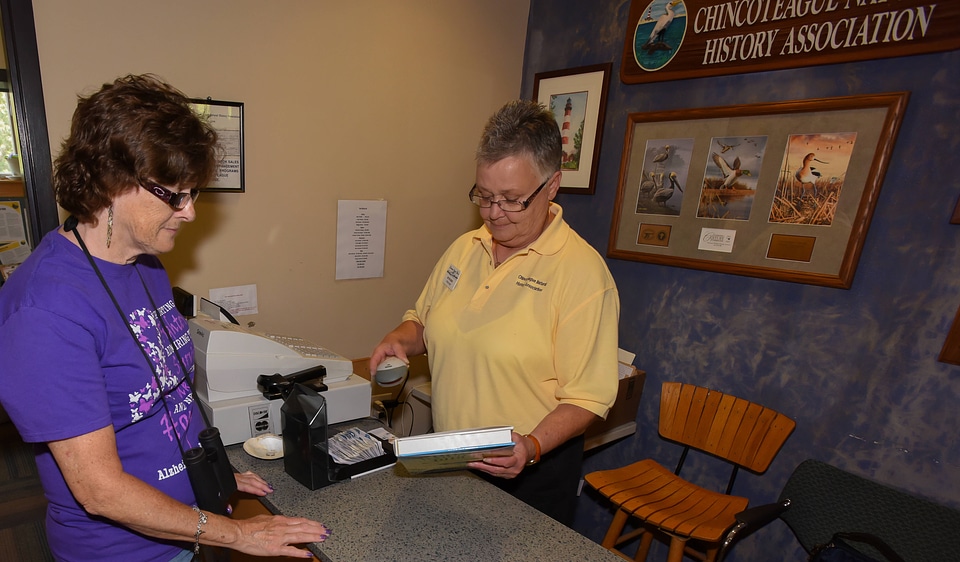 Visitor at visitor center gift shop