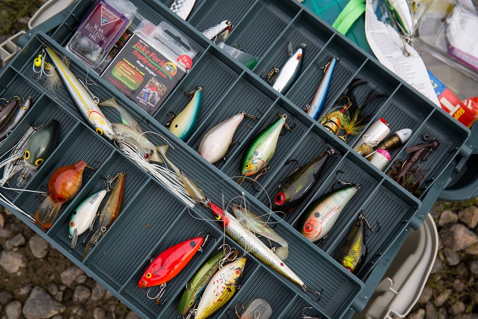 Tacklebox and fishing lures-1