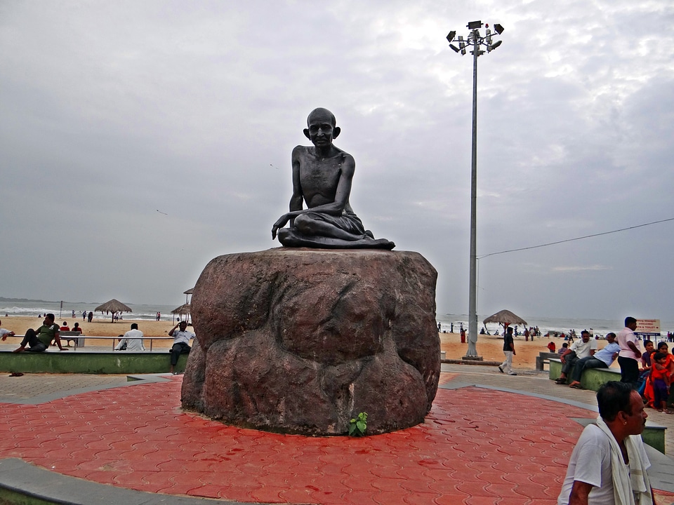 Sculpture india landmark