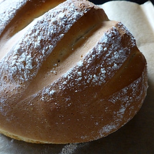 Mealy flour yeast bread