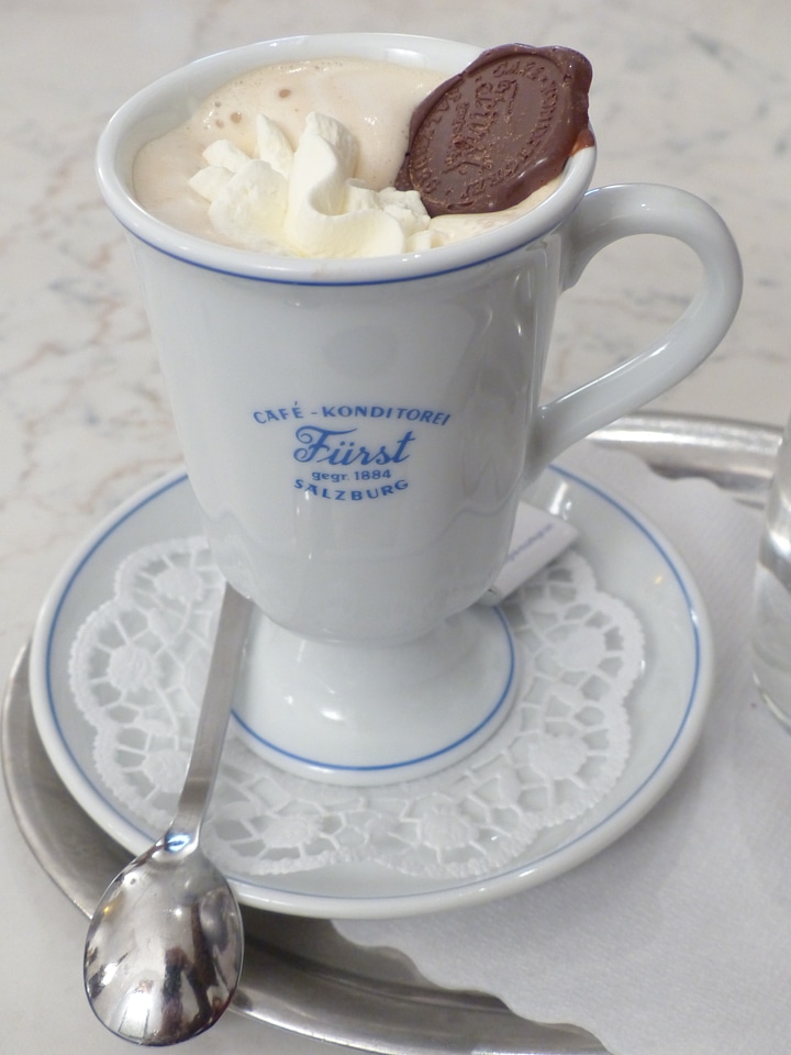 Coffee cup cup cream